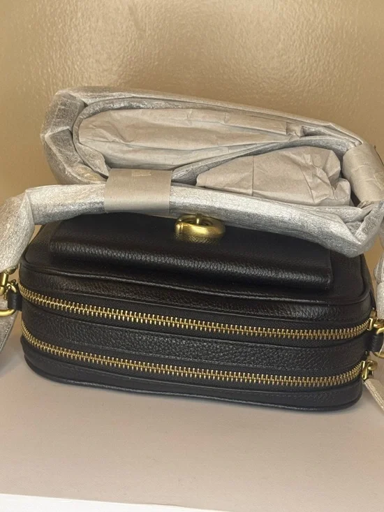 COACH Willow Camera Crossbody Bag - Picture 10 of 12